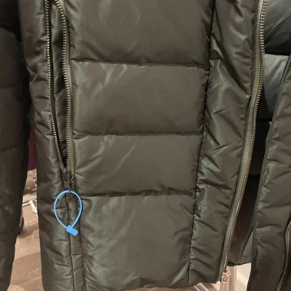 Helly Hansen Puffer Coat XL - Picture 7 of 9